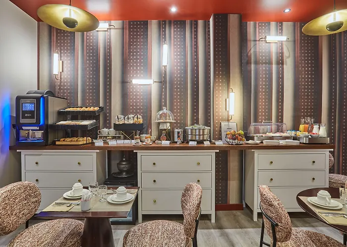 Hôtel LUX PICPUS Paris